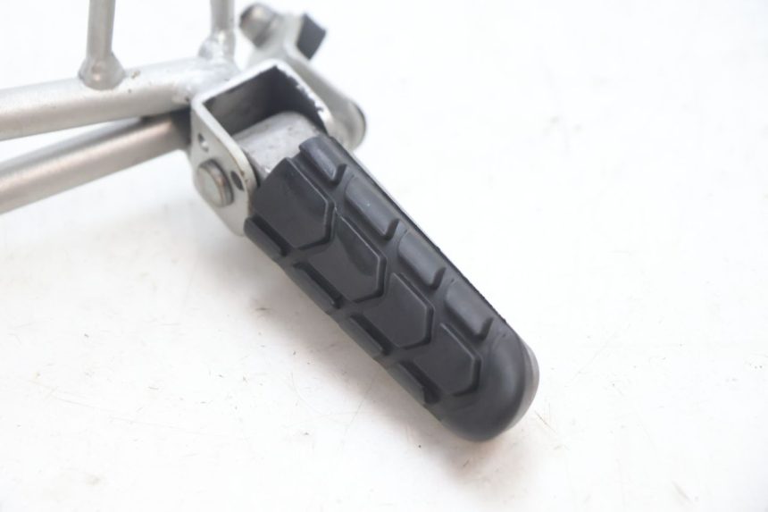 photo de SOPORTE ESTRIBERA TRASERA IZQUIERDA HM HONDA CRM DERAPAGE RR 50 (2006 - 2017) - Detalle de la pieza