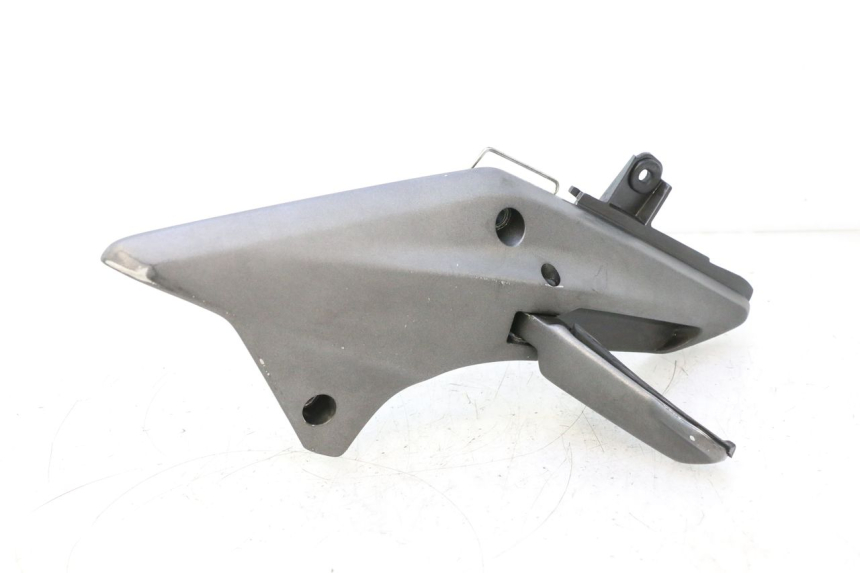 photo de SOPORTE ESTRIBERA TRASERA IZQUIERDA HONDA FJS SILVER WING SILVERWING 400 (2005 - 2008) - Otra vista del artículo