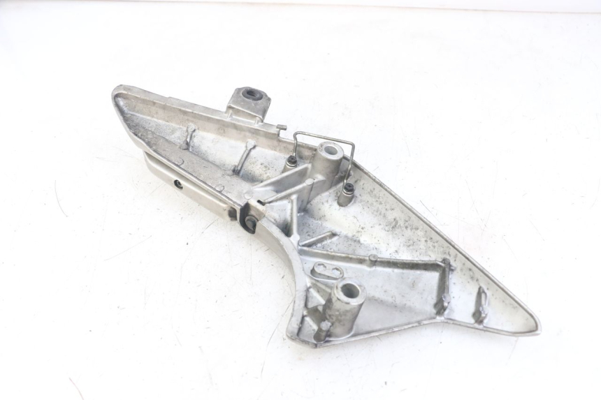 photo de SOPORTE ESTRIBERA TRASERA IZQUIERDA HONDA FJS SILVERWING SILVER WING 600 (2001 - 2010) - Otra perspectiva