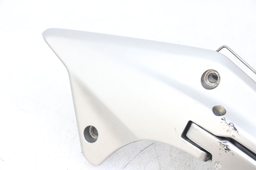 photo de SOPORTE ESTRIBERA TRASERA IZQUIERDA HONDA FJS SILVERWING SILVER WING 600 (2001 - 2010) - Marcados y referencias originales