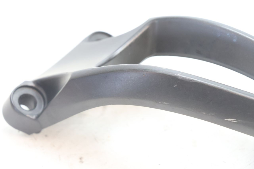 photo de SOPORTE ESTRIBERA TRASERA IZQUIERDA YAMAHA FZ8 800 (2010 - 2016) - Zoom estado de uso