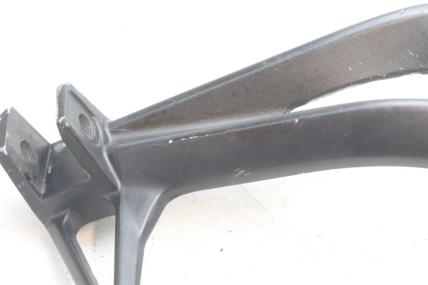 photo de SOPORTE ESTRIBERA TRASERA IZQUIERDA YAMAHA FZ8 800 (2010 - 2016) - Detalles de los puntos de fijación