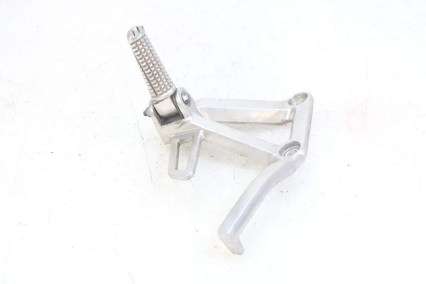 photo de PLACA DE APOYO DEL PIE TRASERO IZQUIERDO YAMAHA FZS FAZER 600 (1998 - 2001) - Otra perspectiva