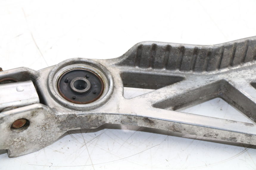 photo de SOPORTE ESTRIBERA TRASERA IZQUIERDA YAMAHA FZX FAZER 750 (1987 - 1998) - Foto de producto adicional