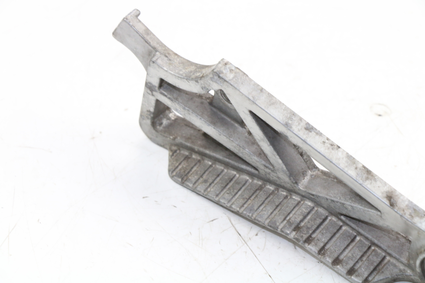 photo de SOPORTE ESTRIBERA TRASERA IZQUIERDA YAMAHA FZX FAZER 750 (1987 - 1998) - Detalles de los puntos de fijación