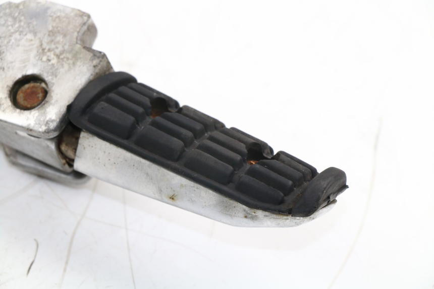 photo de SOPORTE ESTRIBERA TRASERA IZQUIERDA YAMAHA FZX FAZER 750 (1987 - 1998) - Primer plano de alta resolución