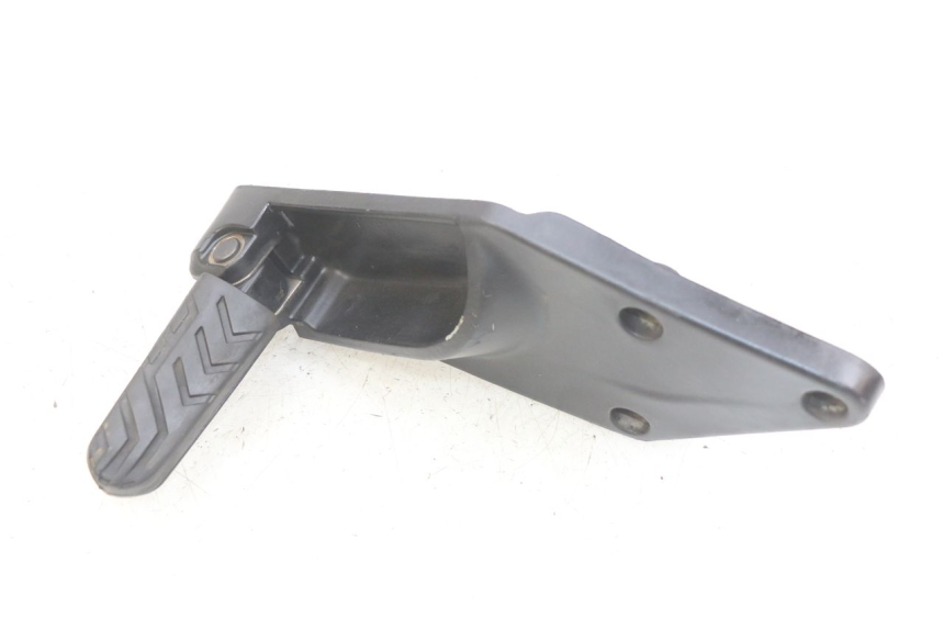 photo de PLACA DE APOYO DEL PIE TRASERO IZQUIERDO GILERA GP 800 (2007 - 2013) - Vista principal
