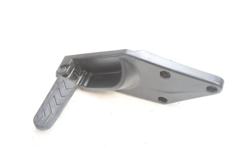photo de PLACA DE APOYO DEL PIE TRASERO IZQUIERDO GILERA GP 800 (2007 - 2013) - Vista principal