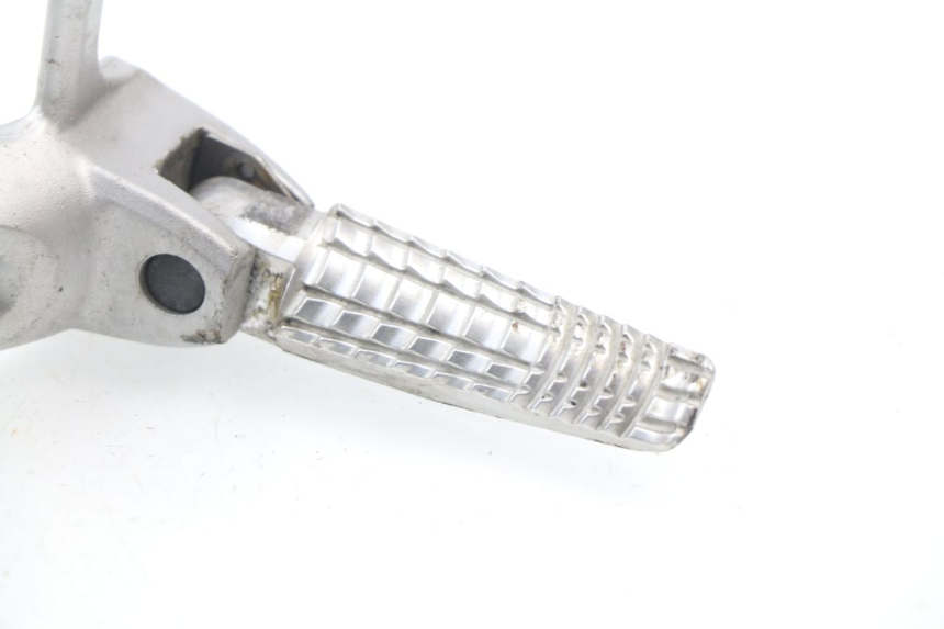 photo de SOPORTE ESTRIBERA TRASERA IZQUIERDA SUZUKI GSX-R GSXR 600 (2008 - 2010) - Estado de la superficie y material