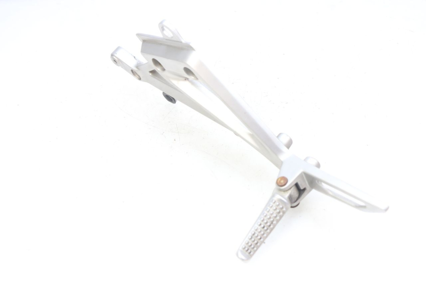 photo de PLATINA APOYA PIE TRASERO IZQUIERDO HONDA INTEGRA NC D 750 (2016 - 2018) - Detalle de la pieza