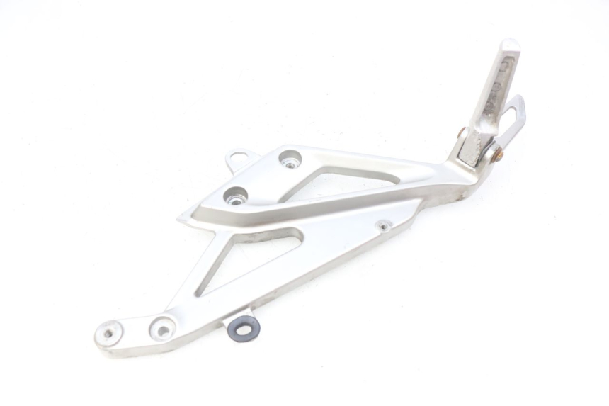 photo de PLATINA APOYA PIE TRASERO IZQUIERDO HONDA INTEGRA NC D 750 (2016 - 2018) - Recambio usado revisado