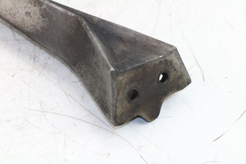 photo de SOPORTE ESTRIBERA TRASERA IZQUIERDA KTM DUKE 390 (2013 - 2017) - Detalles de los puntos de fijación