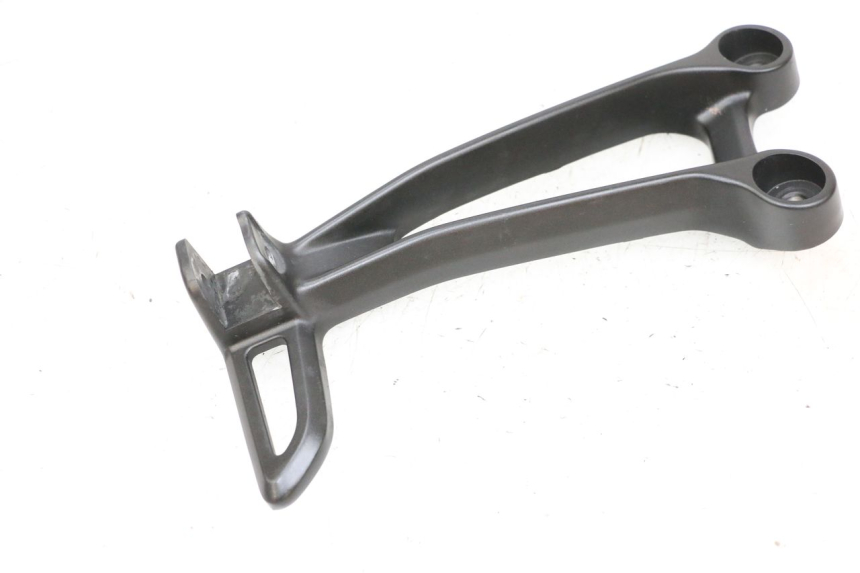 photo de SOPORTE ESTRIBERA TRASERA IZQUIERDA YAMAHA MT-07 MT07 ABS 700 (2018 - 2020) - Otra perspectiva