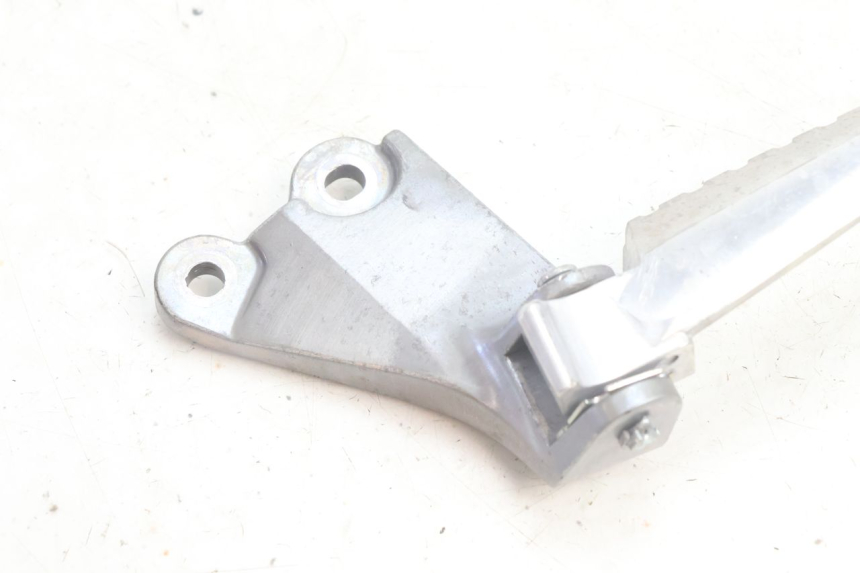 photo de SOPORTE ESTRIBERA TRASERA IZQUIERDA YAMAHA N-MAX NMAX 125 (2021 - 2024) - Detalle de la pieza