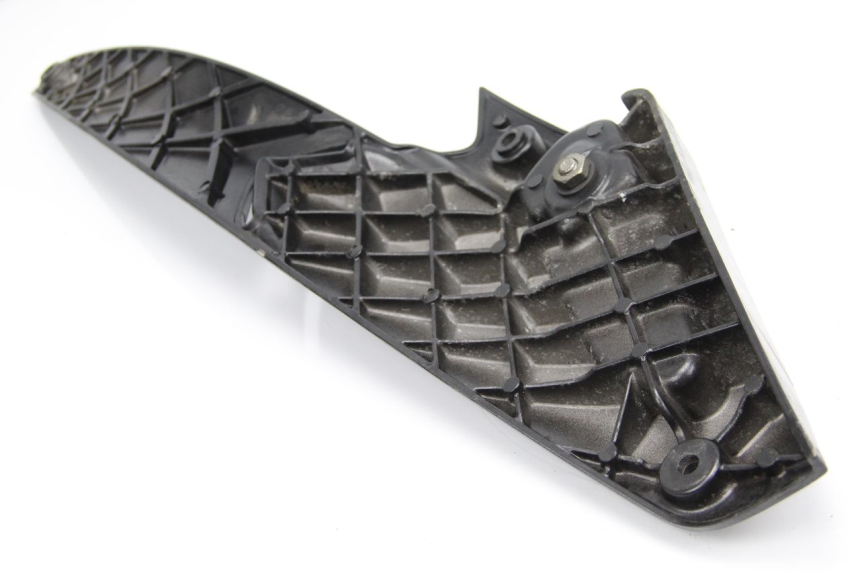 photo de PLATINA APOYA PIE TRASERO IZQUIERDO GILERA NEXUS 125 (2009 - 2013) - Primer plano técnico