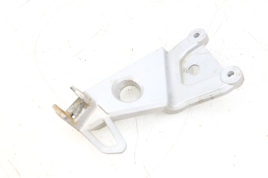 photo de SOPORTE ESTRIBERA TRASERA IZQUIERDA HONDA NSR R 125 (1994 - 2003) - Primer plano técnico