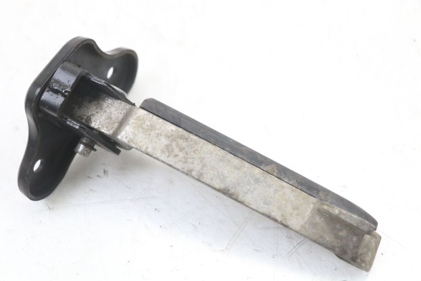 photo de SOPORTE ESTRIBERA TRASERA IZQUIERDA PEUGEOT DJANGO 125 (2014 - 2017) - Detalle de la pieza