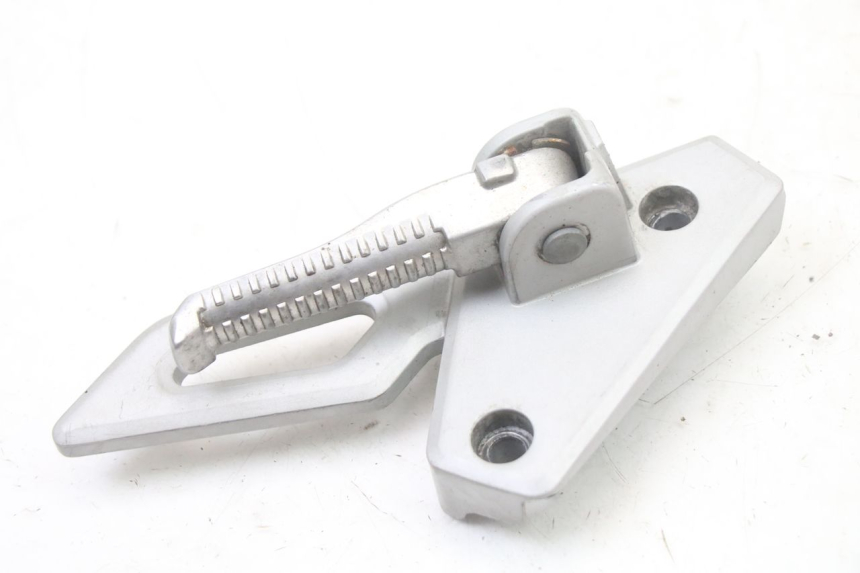 photo de SOPORTE ESTRIBERA TRASERA IZQUIERDA PEUGEOT SPEEDFIGHT 3 LC 2T 50 (2009 - 2015) - Primer plano técnico