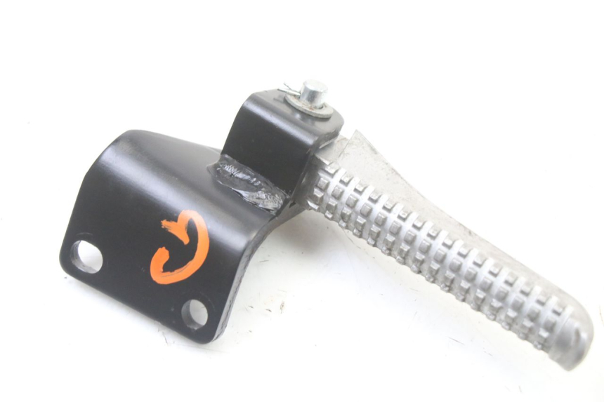 photo de SOPORTE ESTRIBERA TRASERA IZQUIERDA PIAGGIO NRG POWER PUREJET 50 (2018 - 2021) - Zoom estado de uso