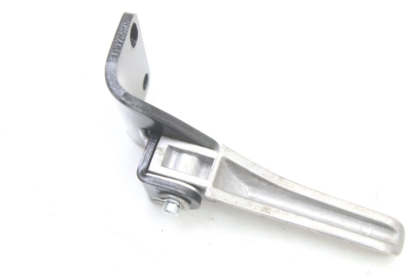 photo de SOPORTE ESTRIBERA TRASERA IZQUIERDA PIAGGIO NRG POWER PUREJET 50 (2018 - 2021) - Otra perspectiva