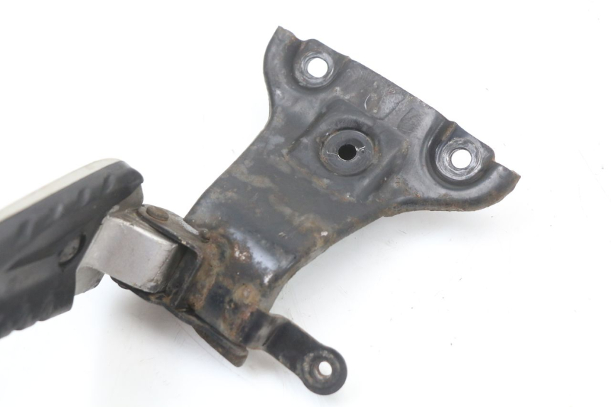 photo de SOPORTE ESTRIBERA TRASERA IZQUIERDA HONDA SH ABS 125 (2012 - 2017) - Otra perspectiva