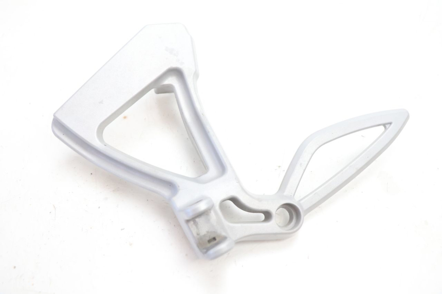 photo de SOPORTE ESTRIBERA TRASERA IZQUIERDA CAN-AM SPYDER RS 1000 (2008 - 2012) - Detalle de la pieza