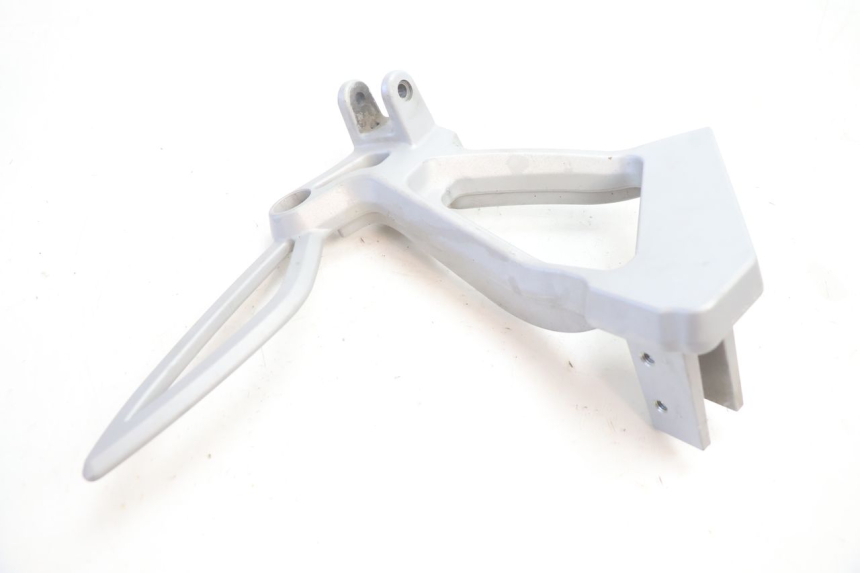 photo de SOPORTE ESTRIBERA TRASERA IZQUIERDA CAN-AM SPYDER RS 1000 (2008 - 2012) - Zoom estado de uso