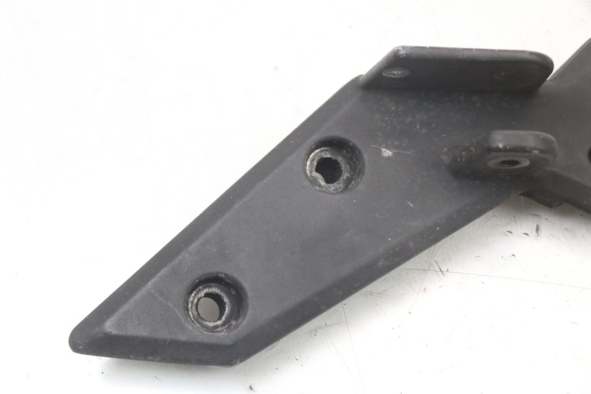 photo de SOPORTE ESTRIBERA TRASERA IZQUIERDA KYMCO SUPER 8 125 (2008 - 2015) - Detalle de la pieza