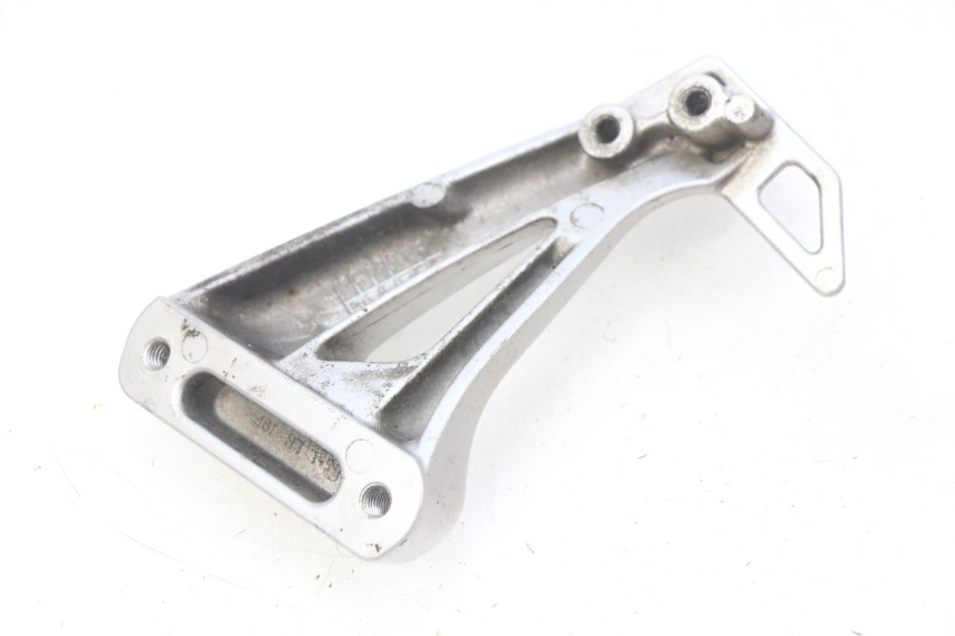 photo de PLATINA APOYA PIE TRASERO IZQUIERDO SUZUKI SV N 650 (1999 - 2002) - Zoom estado de uso