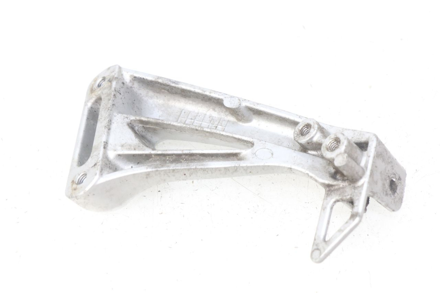 photo de PLACA DE APOYO DEL PIE TRASERO IZQUIERDO SUZUKI SV S 650 (1999 - 2002) - Vista general del producto