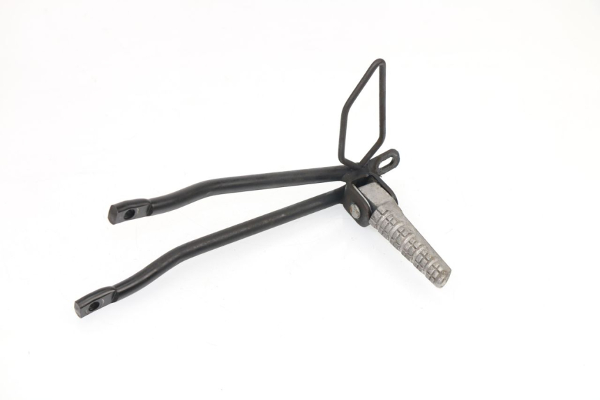 photo de SOPORTE ESTRIBERA TRASERA IZQUIERDA APRILIA TUONO 125 (2003 - 2005) - Primer plano técnico