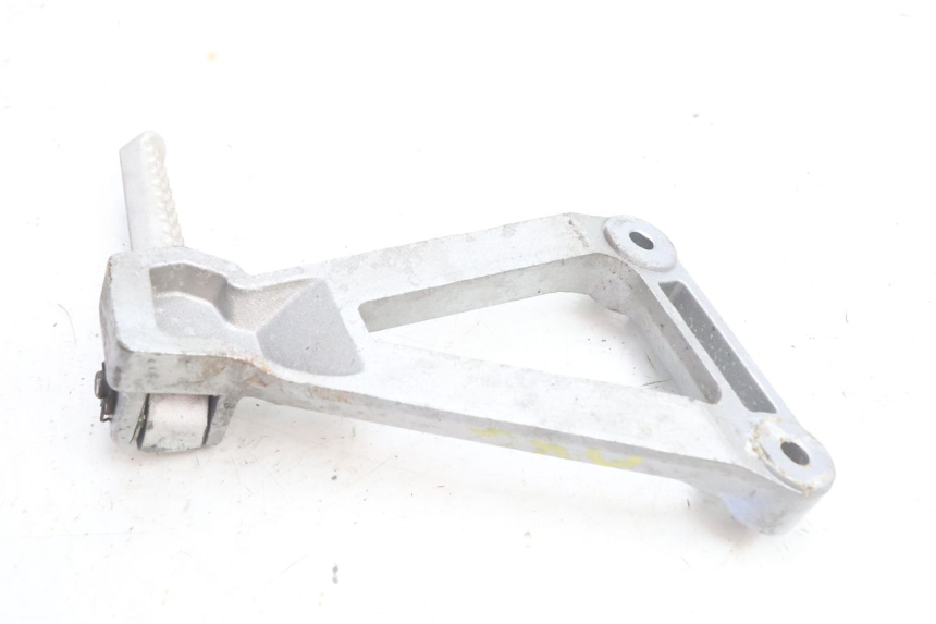 photo de SOPORTE ESTRIBERA TRASERA IZQUIERDA DAELIM VJ ROADWIN 125 (2004 - 2007) - Primer plano técnico