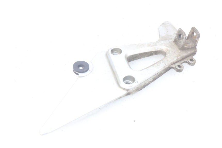 photo de PLACA DE APOYO DEL PIE TRASERO IZQUIERDO SUZUKI XF FREEWIND 650 (1997 - 2003) - Vista general del producto