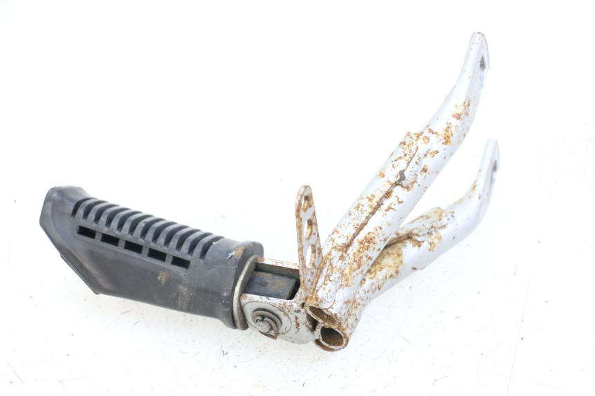 photo de Placa de apoyo del reposapiés trasero izquierdo HYOSUNG XRX 125 (2000 - 2008) - Primer plano técnico