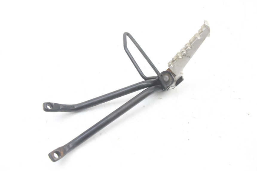 photo de SOPORTE ESTRIBERA TRASERA IZQUIERDA YAMAHA TZR 50 (2008 - 2016) - Otra perspectiva