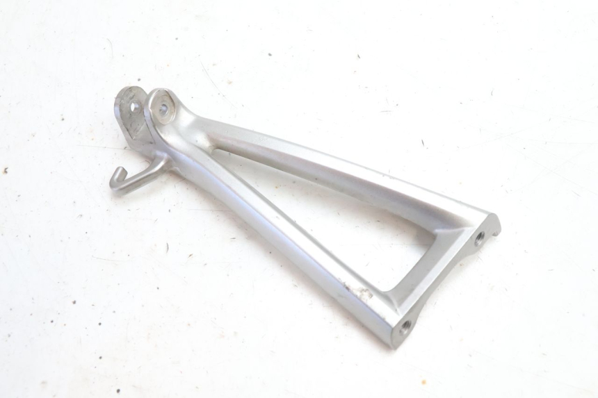 photo de SOPORTE ESTRIBERA TRASERA IZQUIERDA YAMAHA YZF R6 600 (2008 - 2009) - Detalle de la pieza