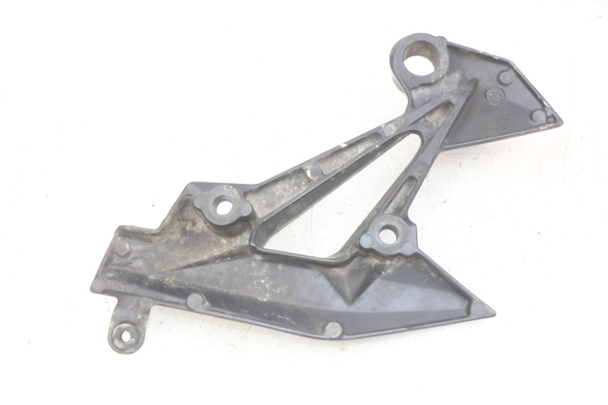 photo de PLACA DE APOYO DEL PIE TRASERO IZQUIERDO KAWASAKI Z 750 (2007 - 2013) - Detalle de la pieza
