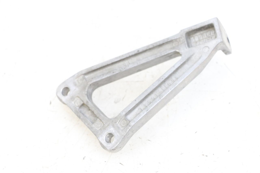 photo de SOPORTE ESTRIBERA TRASERA IZQUIERDA KAWASAKI ZR 7 750 (1999 - 2004) - Otra perspectiva