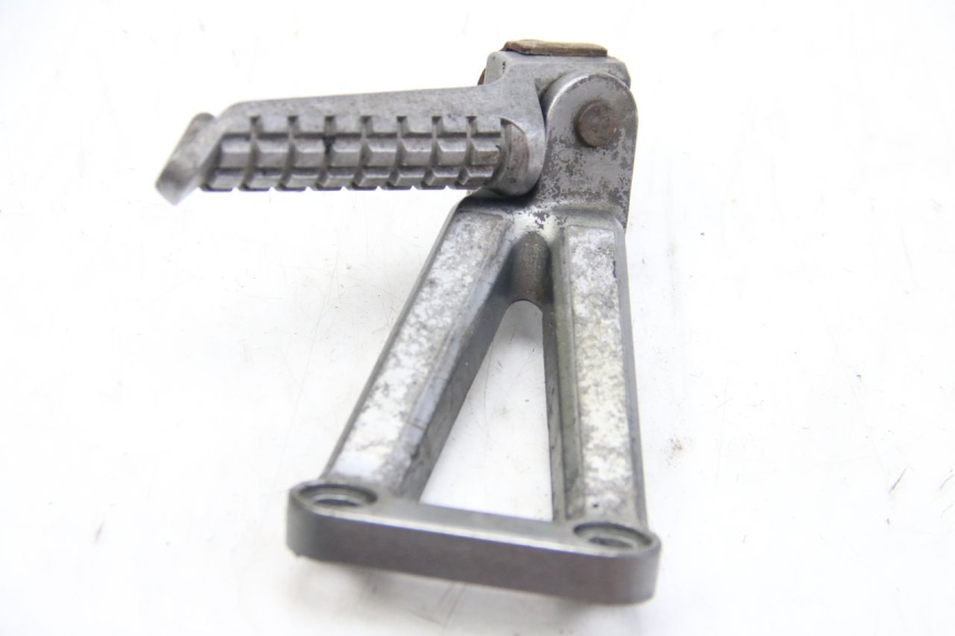 photo de PLACA DE APOYO DEL PIE TRASERO IZQUIERDO KAWASAKI ZX-6R ZX6R 600 (1995 - 1997) - Primer plano técnico