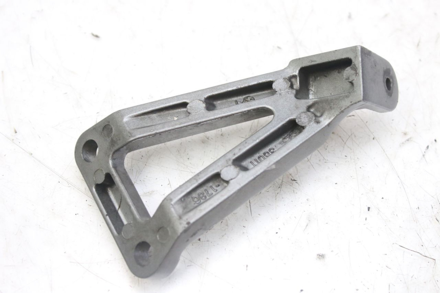 photo de PLACA DE APOYO DEL PIE TRASERO IZQUIERDO KAWASAKI ZX-6R ZX6R 600 (1995 - 1997) - Zoom estado de uso