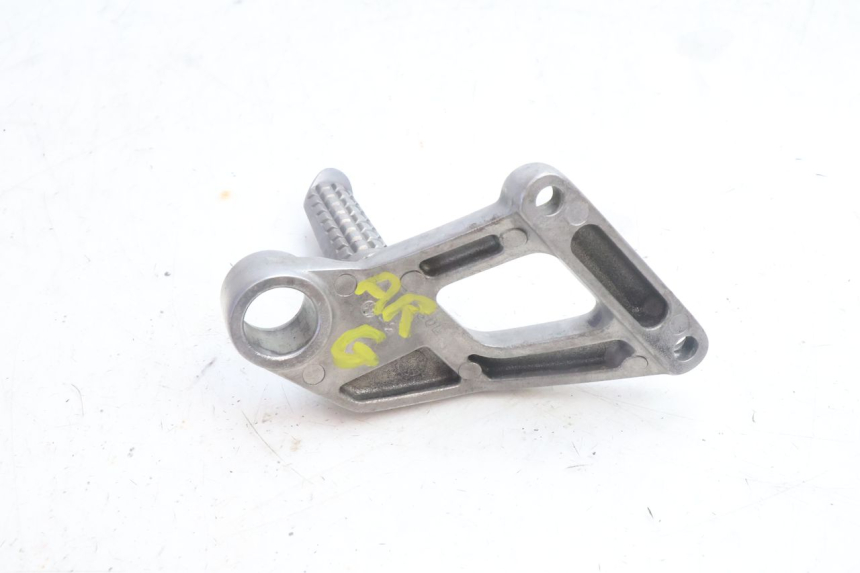 photo de SOPORTE ESTRIBERA TRASERA IZQUIERDA KAWASAKI ZZR 600 (1995 - 2004) - Primer plano técnico