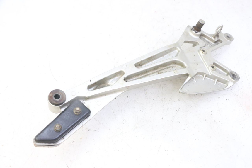 photo de PLACA DE APOYO DELANTERA DERECHA HONDA CBF 500 (2004 - 2007) - Otra perspectiva