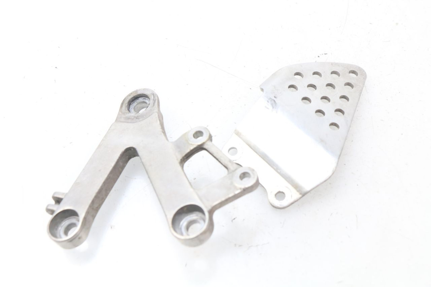 photo de SOPORTE ESTRIBERA DELANTERA DERECHA HONDA CBR 919 RR FIREBLADE 900 (1998 - 1999) - Vista principal