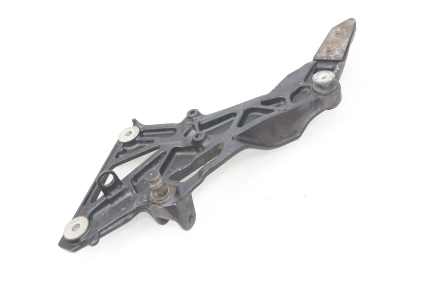 photo de SOPORTE ESTRIBERA DELANTERA DERECHA HONDA CBRF CBR-F PC41 600 (2011 - 2013) - Detalle de la pieza