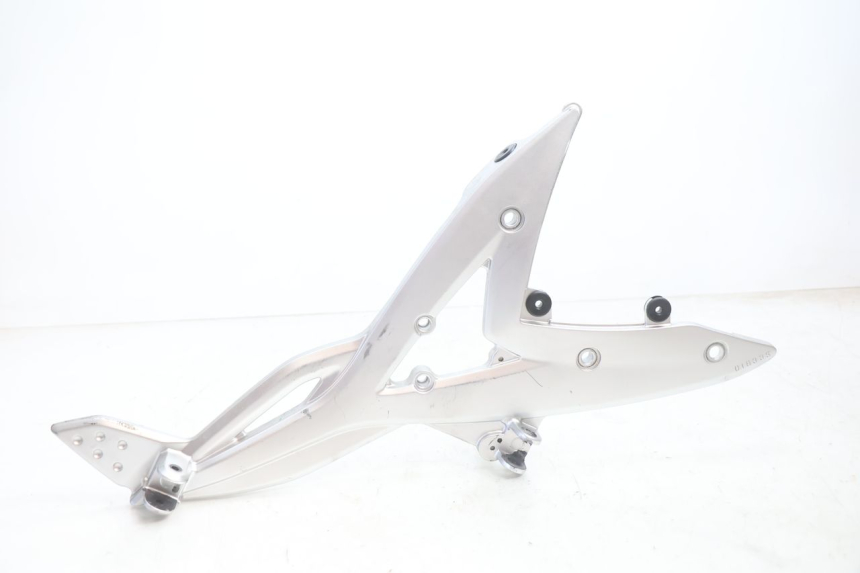 photo de SOPORTE ESTRIBERA DELANTERA DERECHA KAWASAKI ER-6 ER6 N 650 (2005 - 2009) - Vista principal