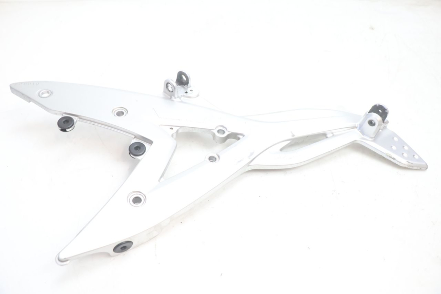 photo de SOPORTE ESTRIBERA DELANTERA DERECHA KAWASAKI ER-6 ER6 N 650 (2005 - 2009) - Detalles de los puntos de fijación