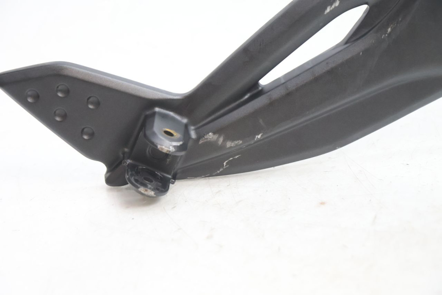 photo de SOPORTE ESTRIBERA DELANTERA DERECHA KAWASAKI ER-6 ER6 N 650 (2005 - 2009) - Detalle de la pieza