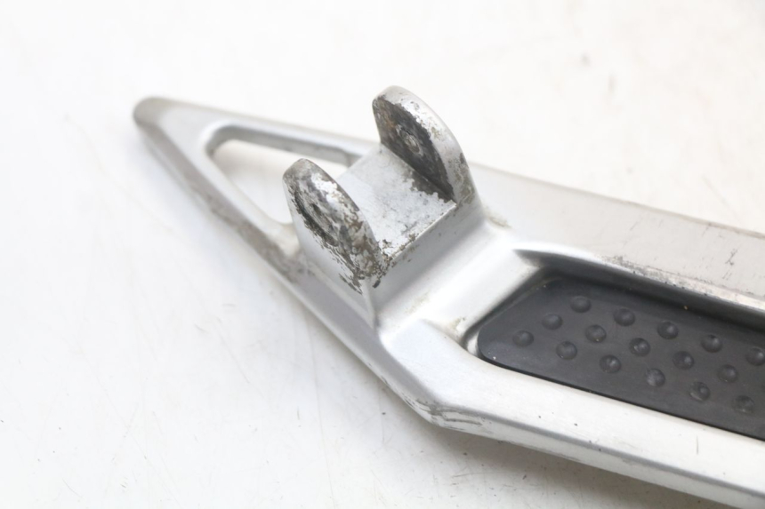 photo de PLACA DE APOYO DELANTERO DERECHO YAMAHA FJR ABS 1300 (2006 - 2012) - Otra perspectiva