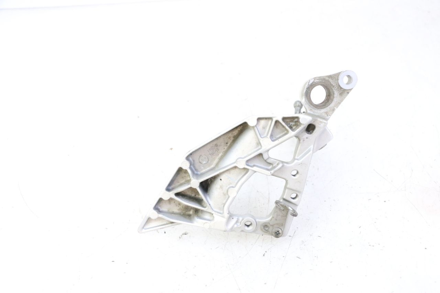 photo de PLATINA APOYA PIE DELANTERO DERECHO YAMAHA FJR ABS 1300 (2016 - 2020) - Zoom estado de uso