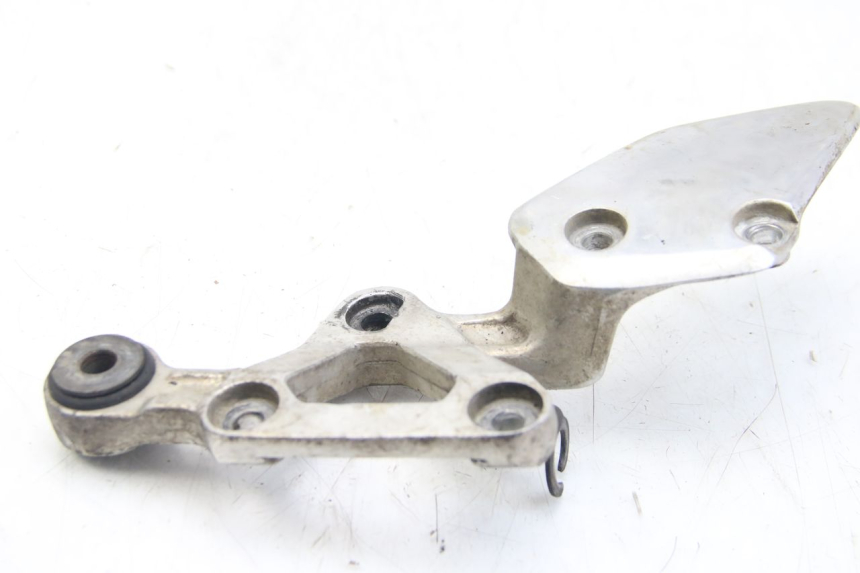 photo de PLATINA APOYA PIE DELANTERO DERECHO YAMAHA FZS FAZER 600 (2001 - 2003) - Otra perspectiva